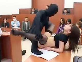 6 Inches of Pure Nippon Manmeat: Tokyo's Best Kept Secret